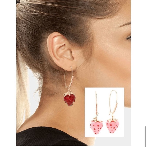 Betsey Johnson Hanging Pink/Red Strawberry Gem Drop Earrings NWT - Picture 8 of 10